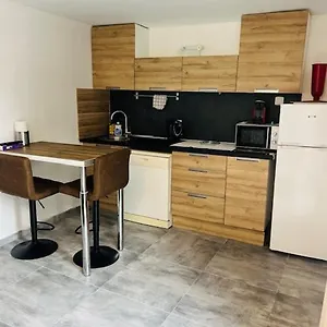 Cavaliere 2 Pers Terrasse Le Lavandou